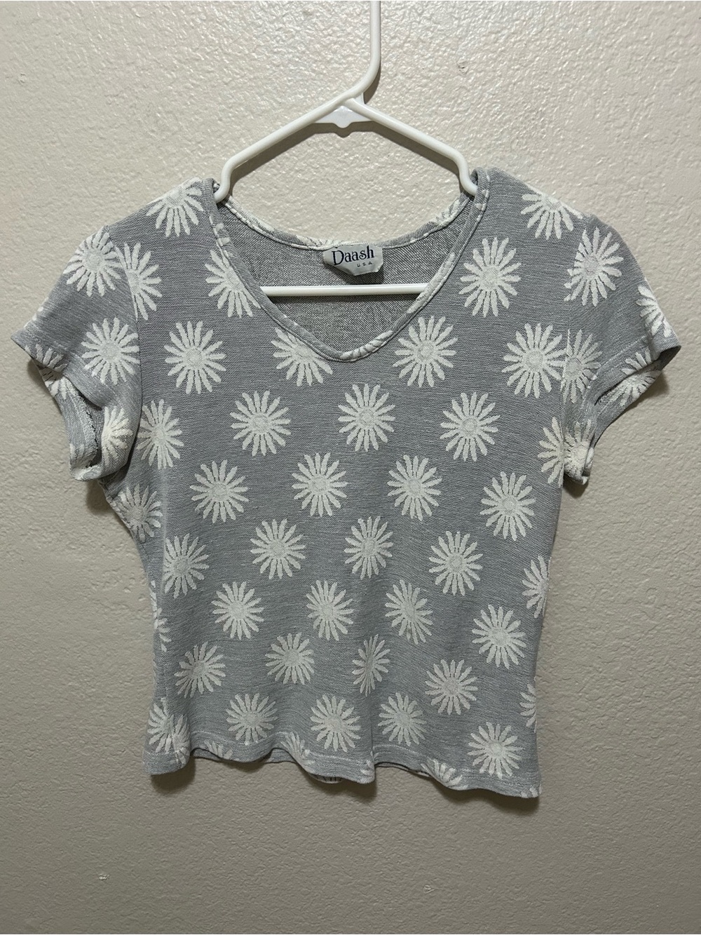 Vintage Daash Daisy Baby Tee Gray Floral Y2K Soft Grunge Coquette Top Medium